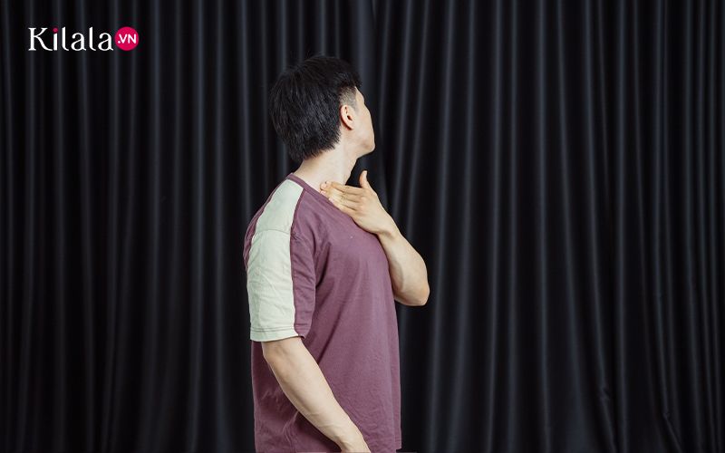 căng cơ đòn chũm 1